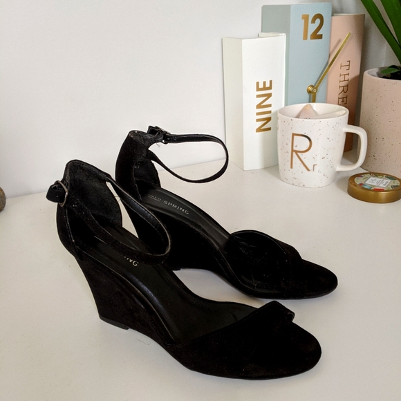 Black Suede Wedge Sandals / Heels (size 7) - Picture 1 of 3